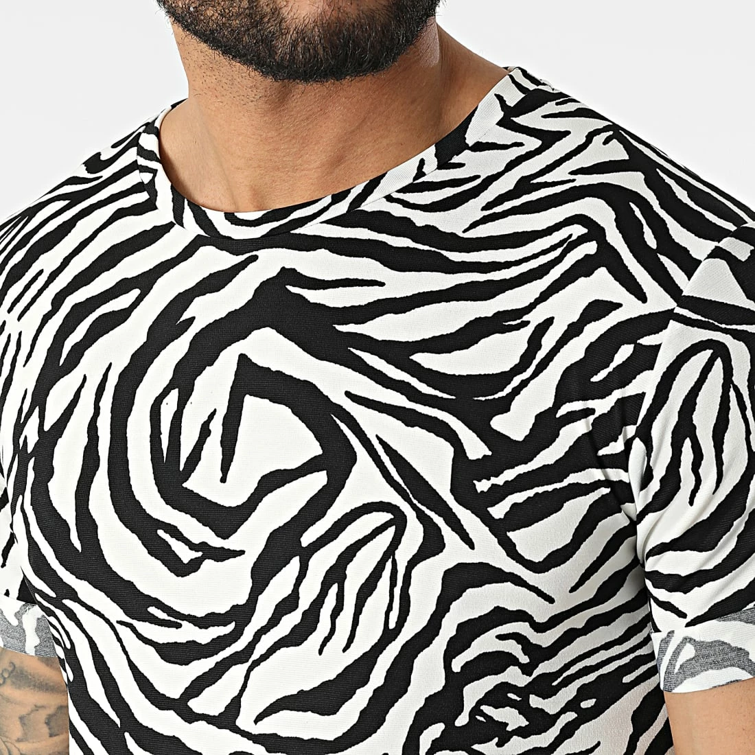 Tout neuf 😀 Tee 👚 Shirt Oversize C5811 Blanc Noir de MTX 😉 – Image 2