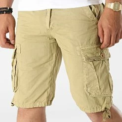 Offres 🌟 Short Cargo 2212 Beige de MTX 🧨