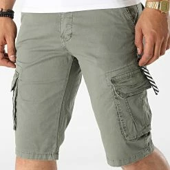 Vente flash 🔥 Short Cargo 77105 Vert Kaki de MTX 🛒