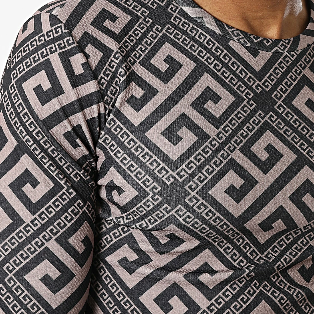 Coupon 💯 Tee 👕 Shirt Manches Longues Oversize D7112 Beige Noir Renaissance de MTX 🧨 – Image 2